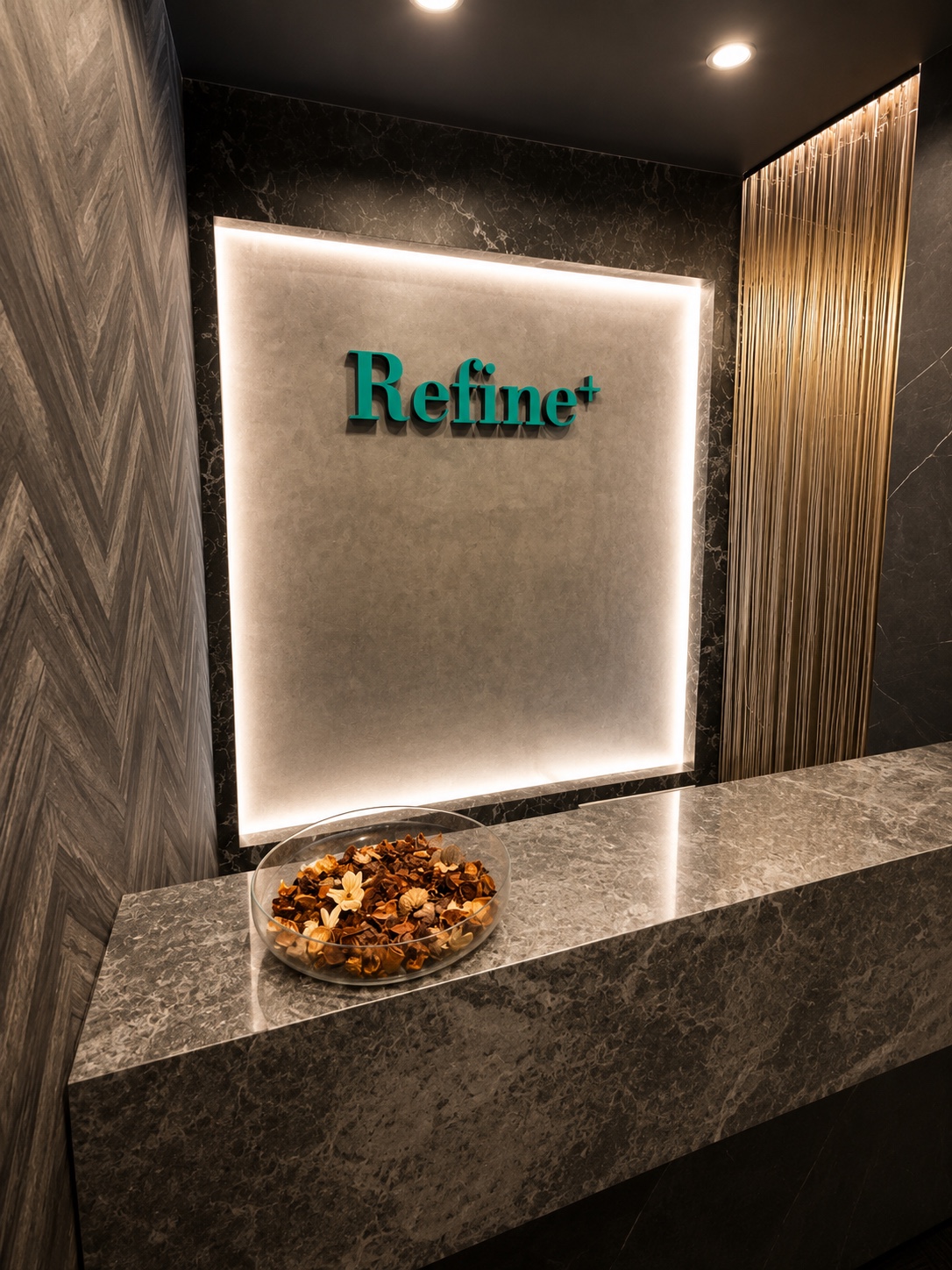 Refine＋受付